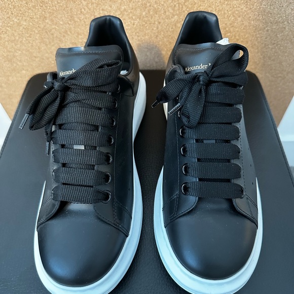 Alexander McQueen sneakers - Picture 6 of 6